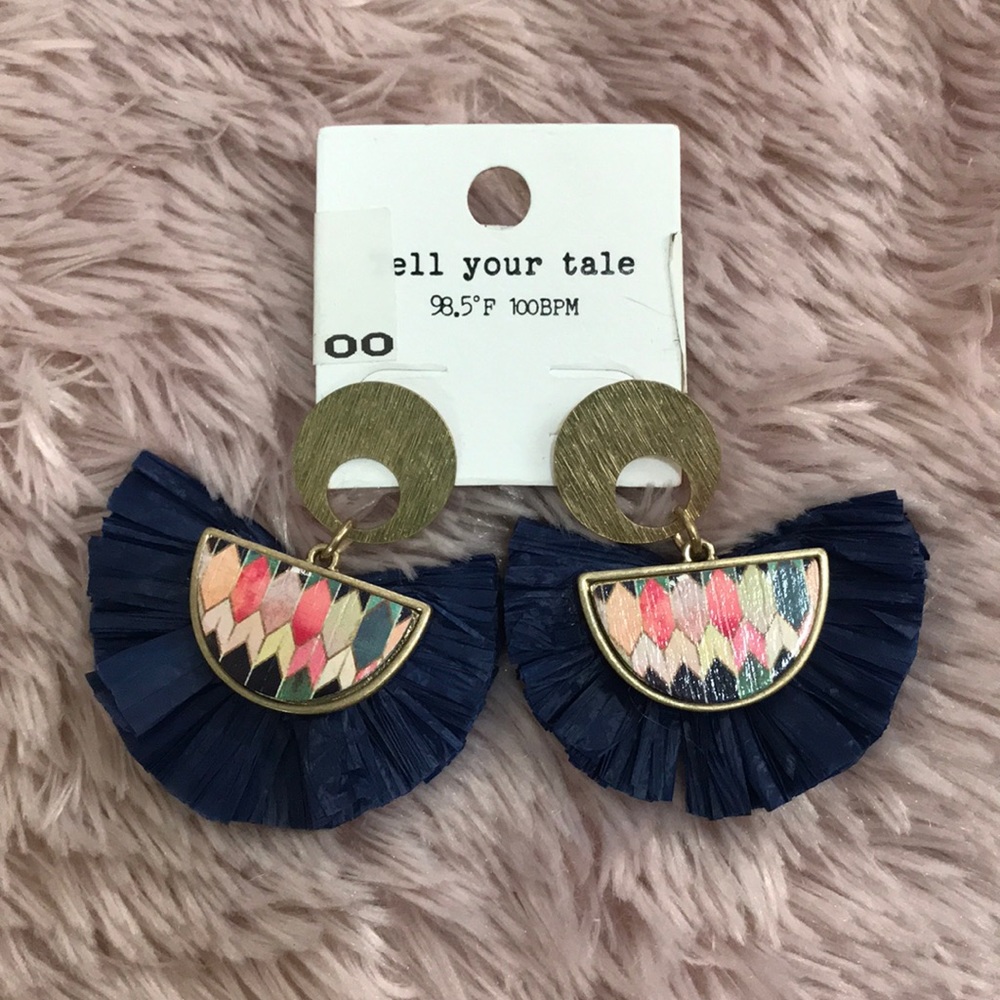 🚨2/$20🚨 Tell Your Tale Earrings